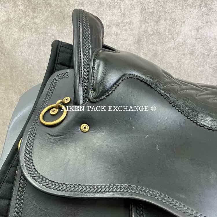 2005 Tucker 146 Classic River Plantation Endurance Saddle, 17.5" Seat, Medium Tree - Semi QH Bars