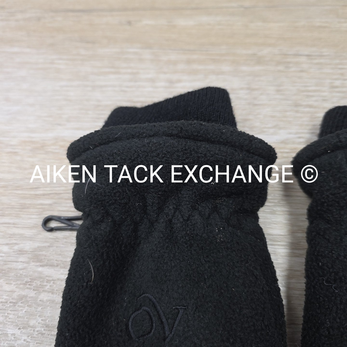 BARGAIN BUNDLE: Ovation Winter Gloves, Size Medium & EQ Winter Helmet Liner