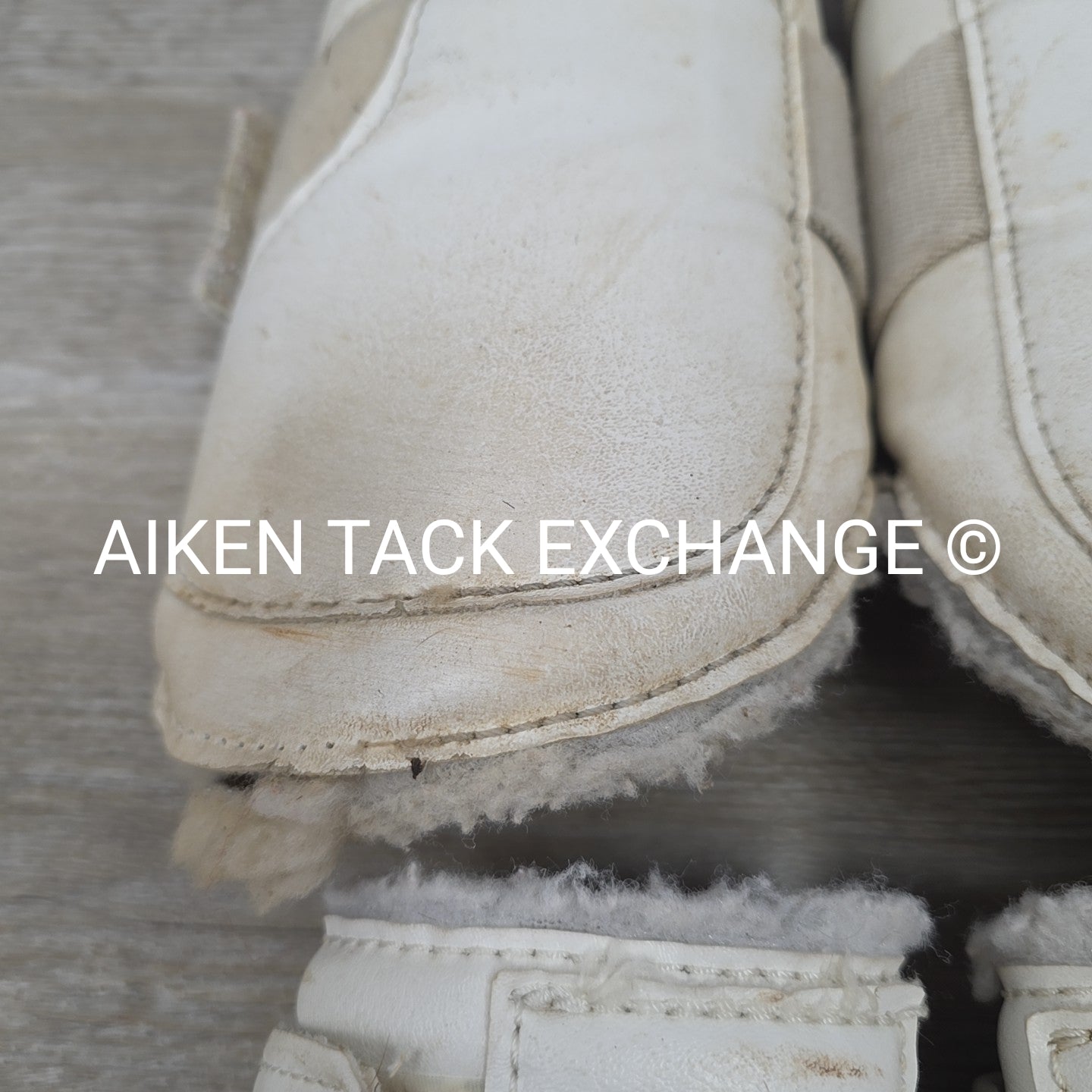 BARGAIN BUNDLE: Toklat Valena Fleece Lined Boots, Size Medium, Set of 4