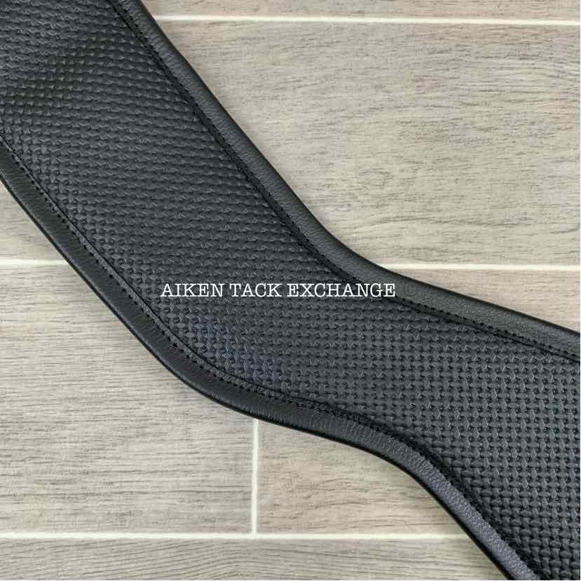 Total Saddle Fit Shoulder Relief Girth 32"