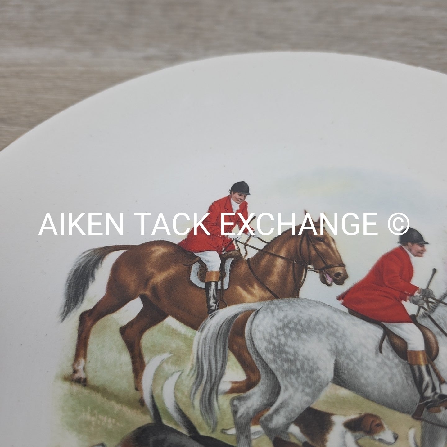 Weatherby Royal Falcon Gift Ware Fox Hunting Plate