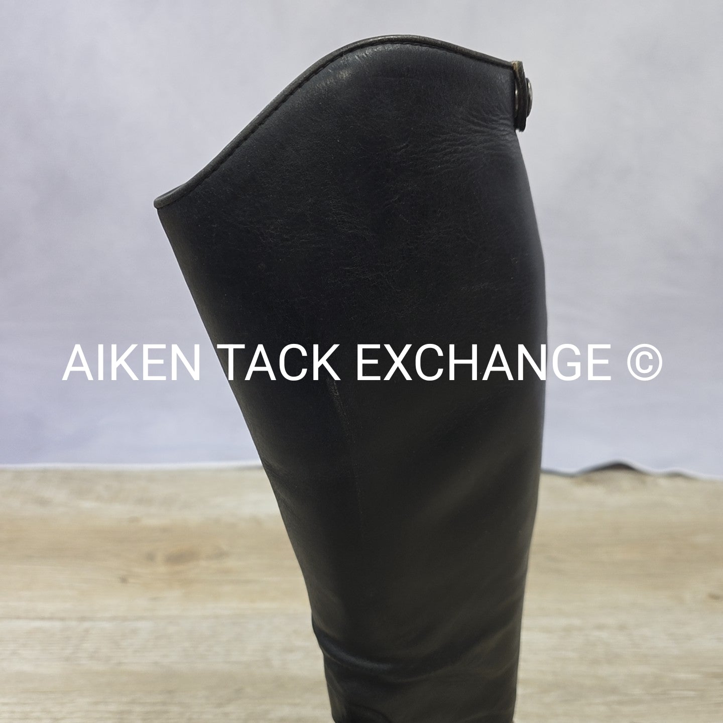 Ariat Field Boots, Size 7, Regular Calf, Height Medium