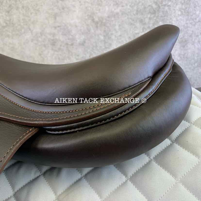 **SOLD** 2020 Antares Contact Jump Saddle, 17" Seat, 1A Flap, Medium Tree, Foam Panels, Full Buffalo Leather