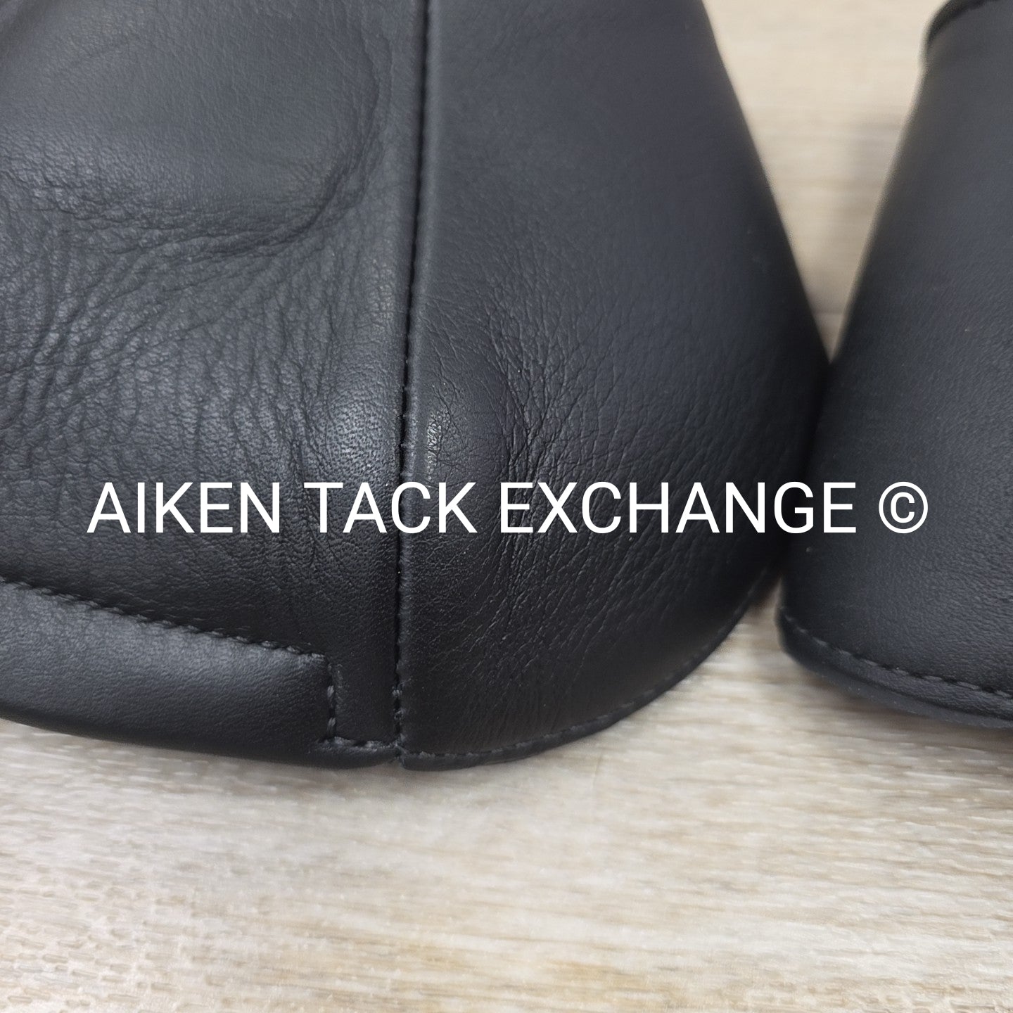 Prestige Anatomic Bell Boot with Neoprene Lining, F17, Size Medium (4)