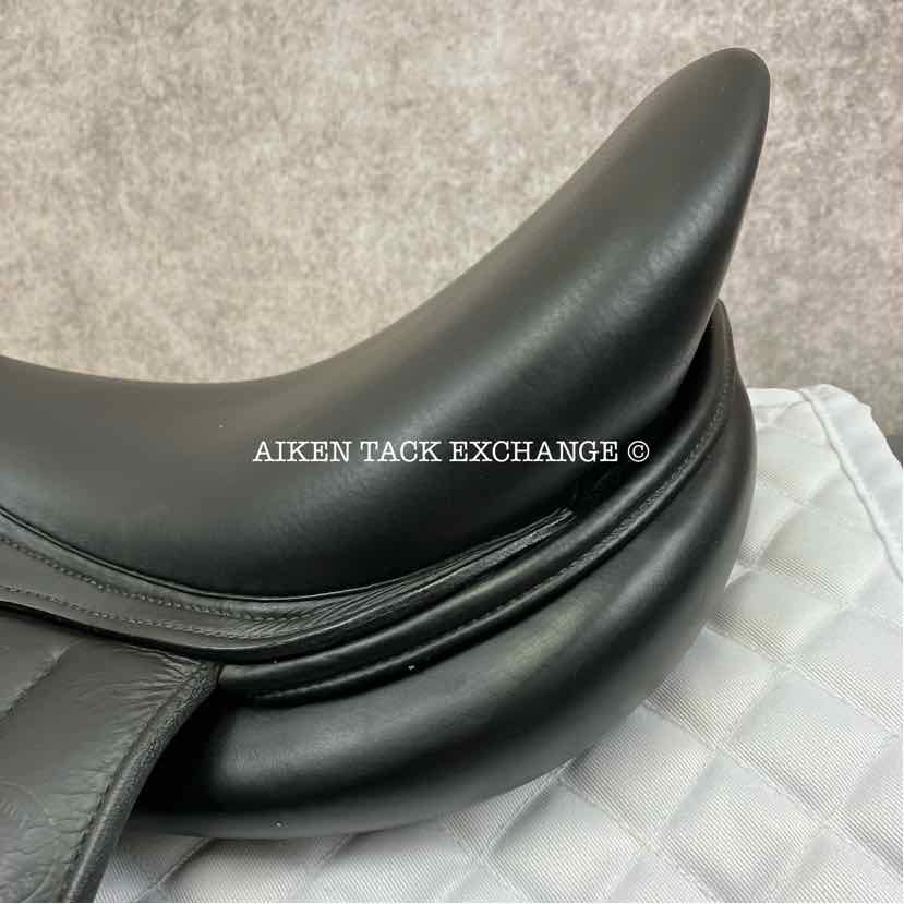 **SOLD** 2004 Devoucoux Makila Monoflap Dressage Saddle, 18" Seat, 1A Flap - Short, Medium Wide Tree, Foam Panels, Full Buffalo Leather