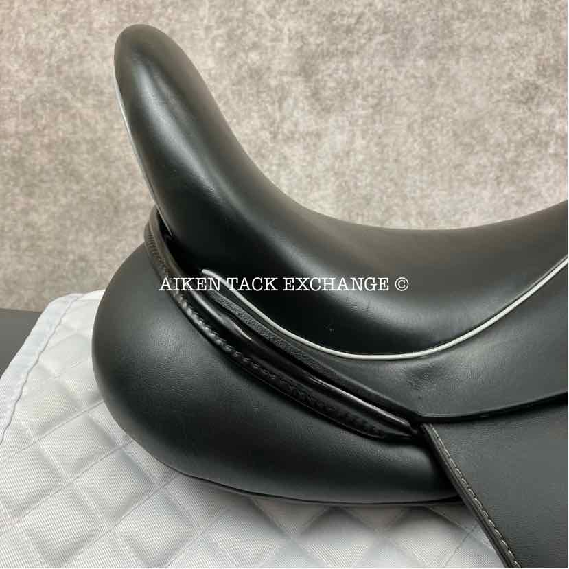 2018 Custom Saddlery Wolfgang Solo MKII Monoflap Dressage Saddle, 17.5" Seat, Adjustable Tree, Wool Flocked Panels