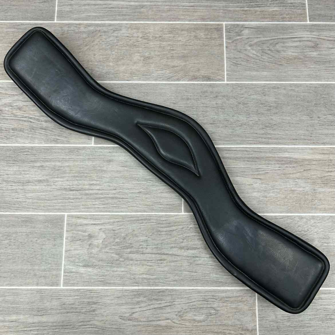 Total Saddle Fit Shoulder Relief Girth, Black, 22"