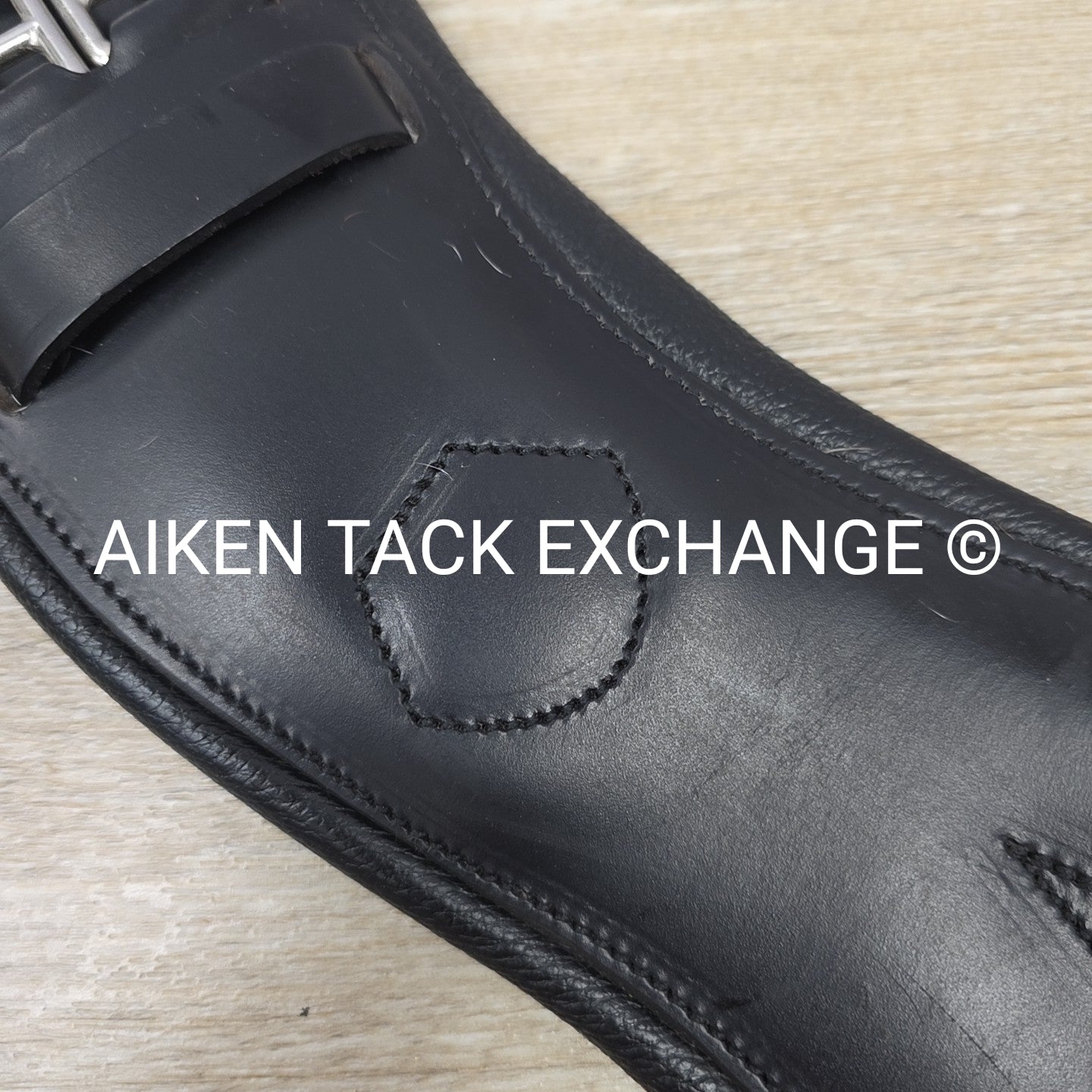 Kentaur Geneva Anatomic Dressage Girth, Black, 65 cm (26 in)