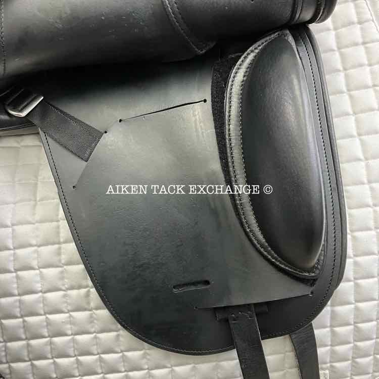 2020 Schleese Infinity II Dressage Saddle, 17.5" Seat, Adjustable AdapTree, Wool Flocked PSI Panels