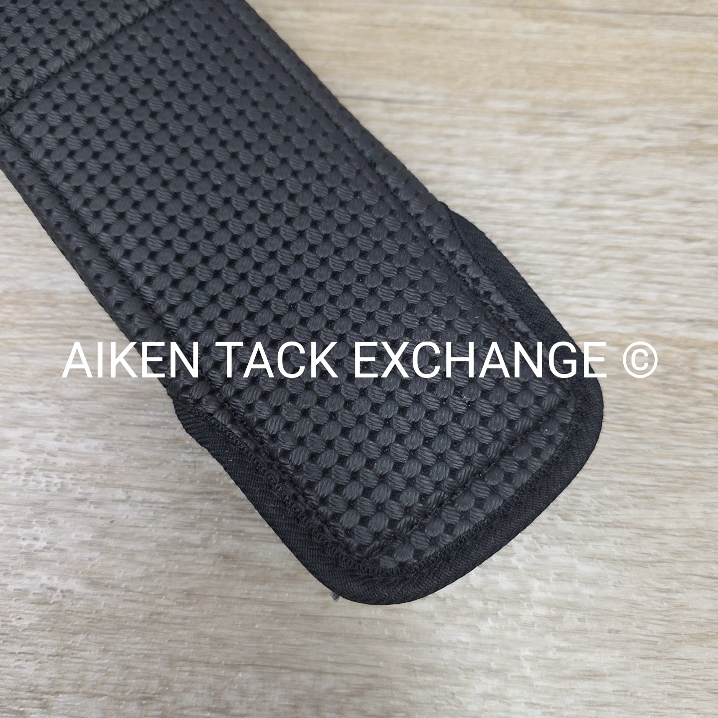 Advantage Adjustable Dressage Girth, Size 23-34"
