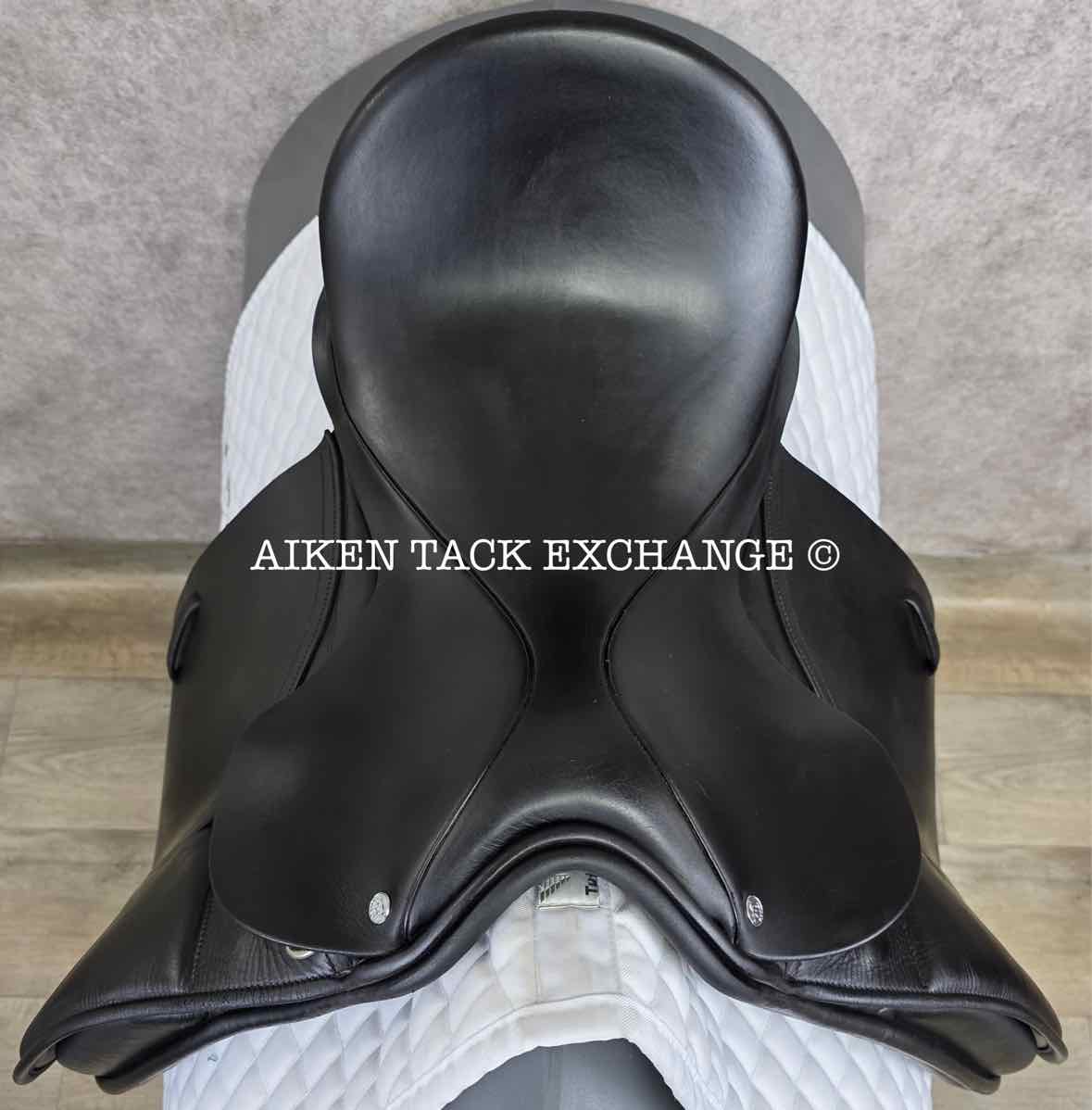 1997 County Competitor Dressage Saddle, 17" Seat, Wide Tree, Wool Flocked Panels