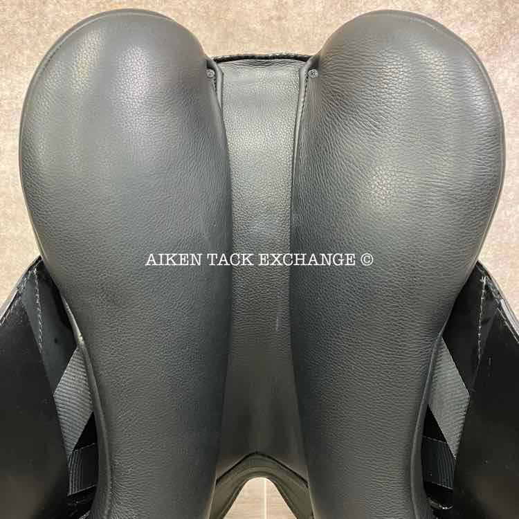 2023 Fairfax Stella Monoflap Dressage Saddle, 17.5" Seat, Adjustable Tree - Changeable Gullet, Wool Flocked Panels