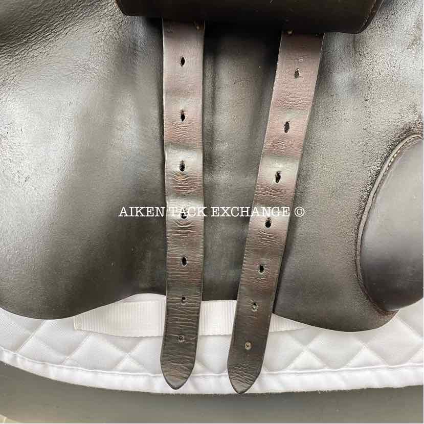 2012 Voltaire Palm Beach Close Contact Jump Saddle, 17.5" Seat, 3A Flap, Medium Wide Tree, PRO Panels, Full Buffalo Leather