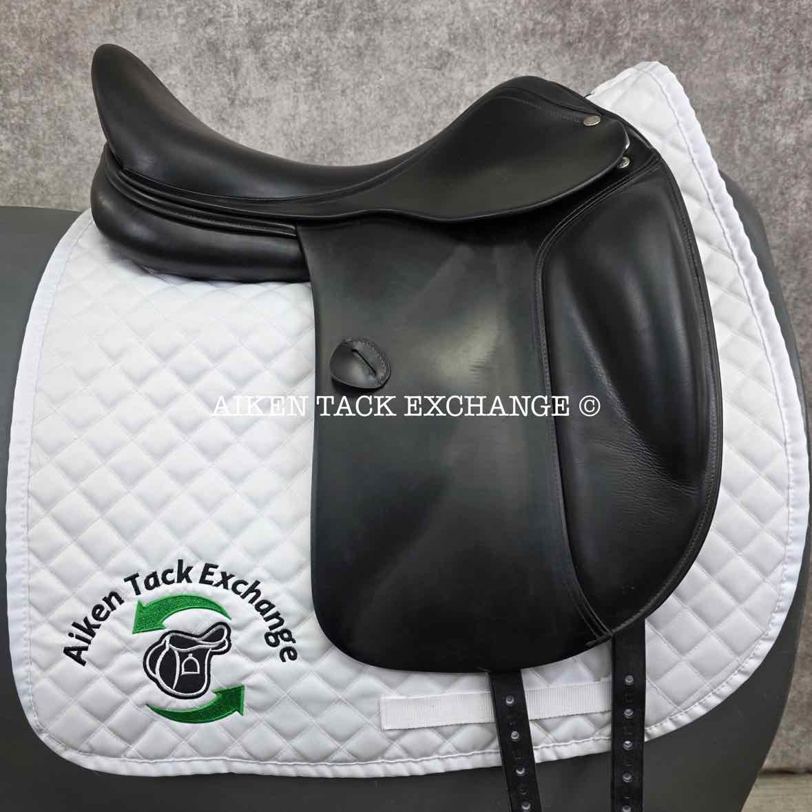 2008 Amerigo Vega Dressage Saddle, 18" Seat, M/MW Tree, Wool Flocked Panels