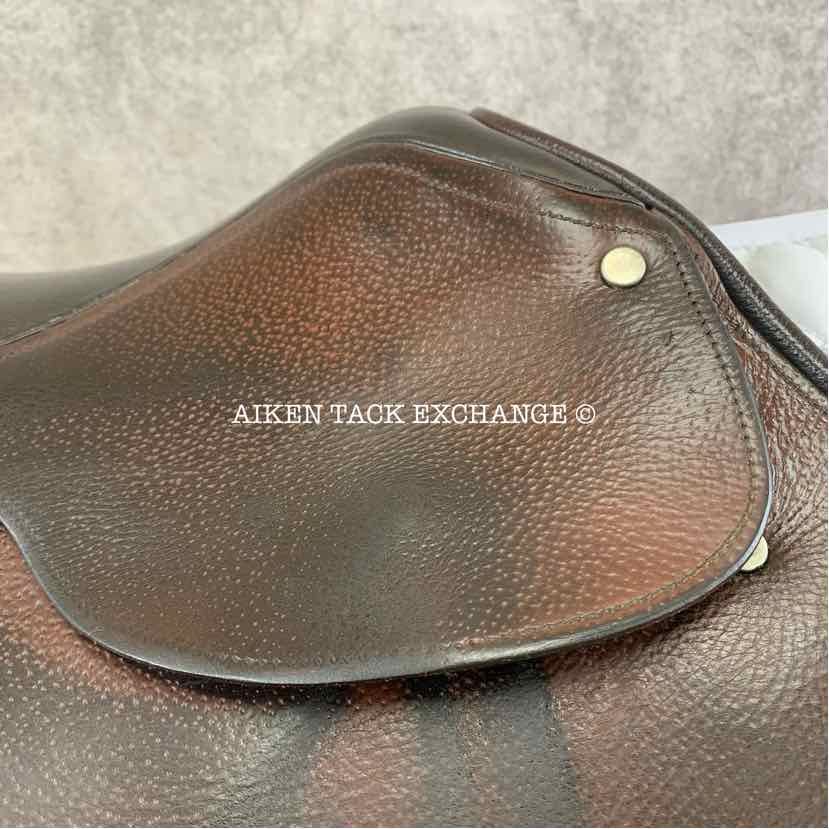 Majestic Supreme Close Contact Saddle, 17" Seat, Medium/Medium Narrow Tree, Foam Panels