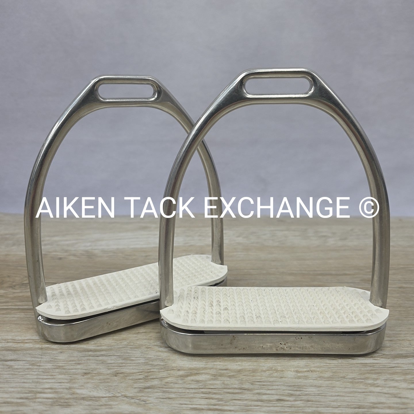 Fillis Stirrup Irons, 5"