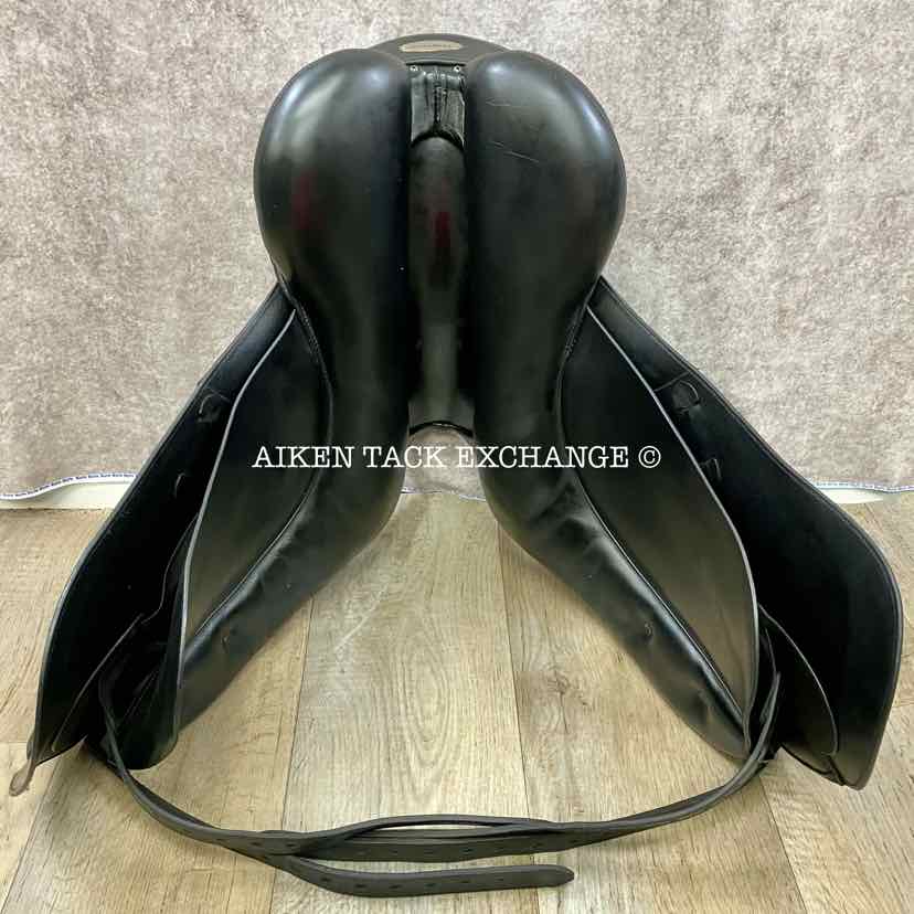 2002 Kieffer Lusitano Kur Dressage Saddle, 17" Seat, Medium Wide Tree, Wool Flocked Panels