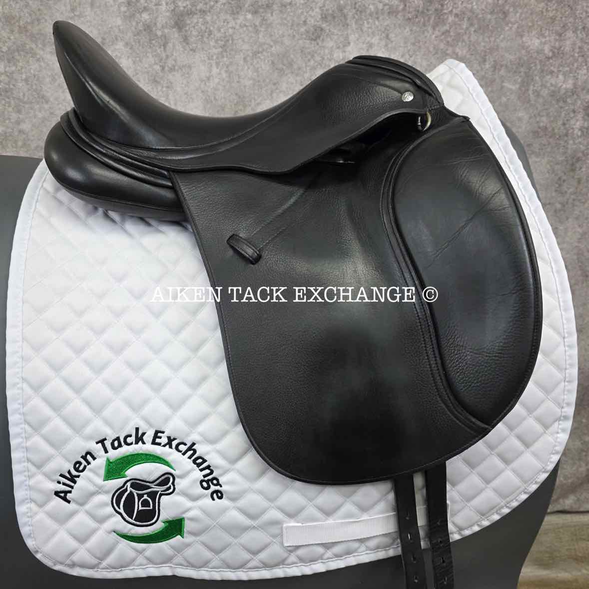 2018 Schleese Prelude Dressage Saddle, 17.5" Seat, Short Flap, Adjustable AdapTree, Wool Flocked Panels
