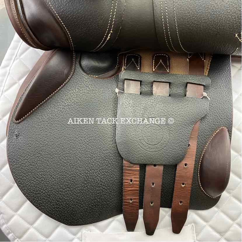 2023 Arion J2 Close Contact Jump Saddle, 18" Seat, 3 CB Flap, Medium Wide Tree, Shoulder-Free Panels, Full Buffalo Leather