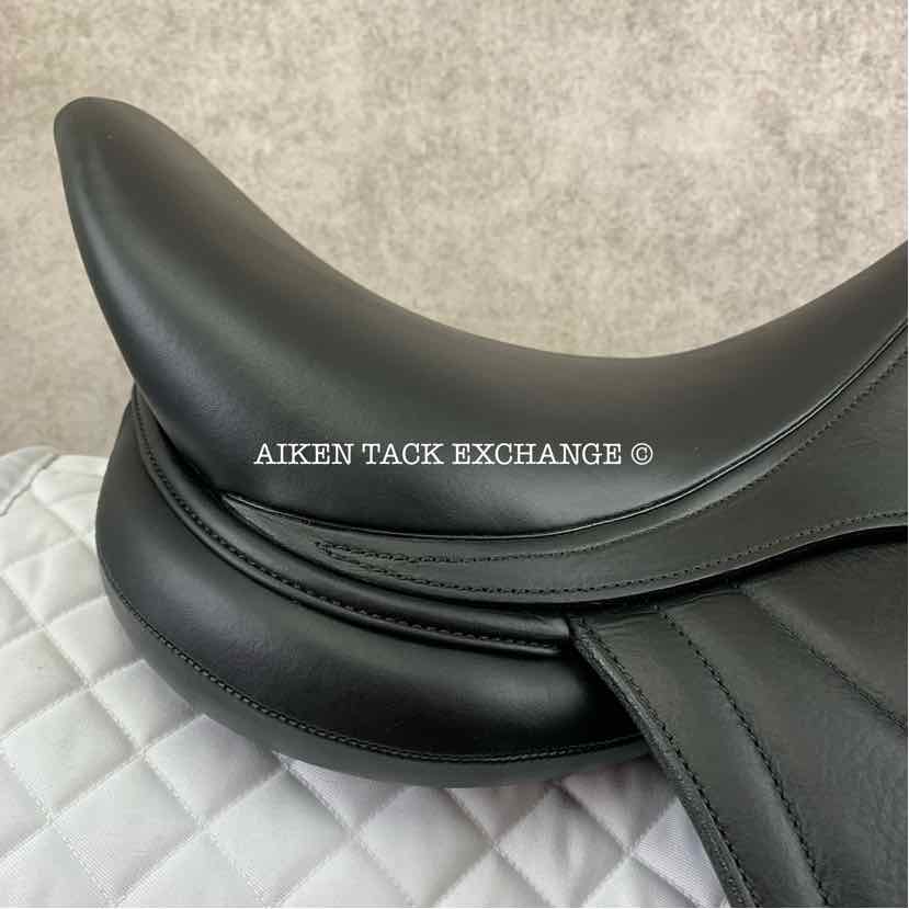 **SOLD** 2014 Antares Cadence Monoflap Dressage Saddle, 17.5" Seat, 1N Flap - Short, Medium Wide Tree, Foam Panels, Buffalo Leather