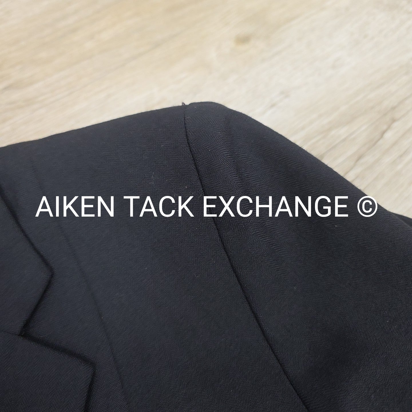 The Elite Show Coat, Size 16 T