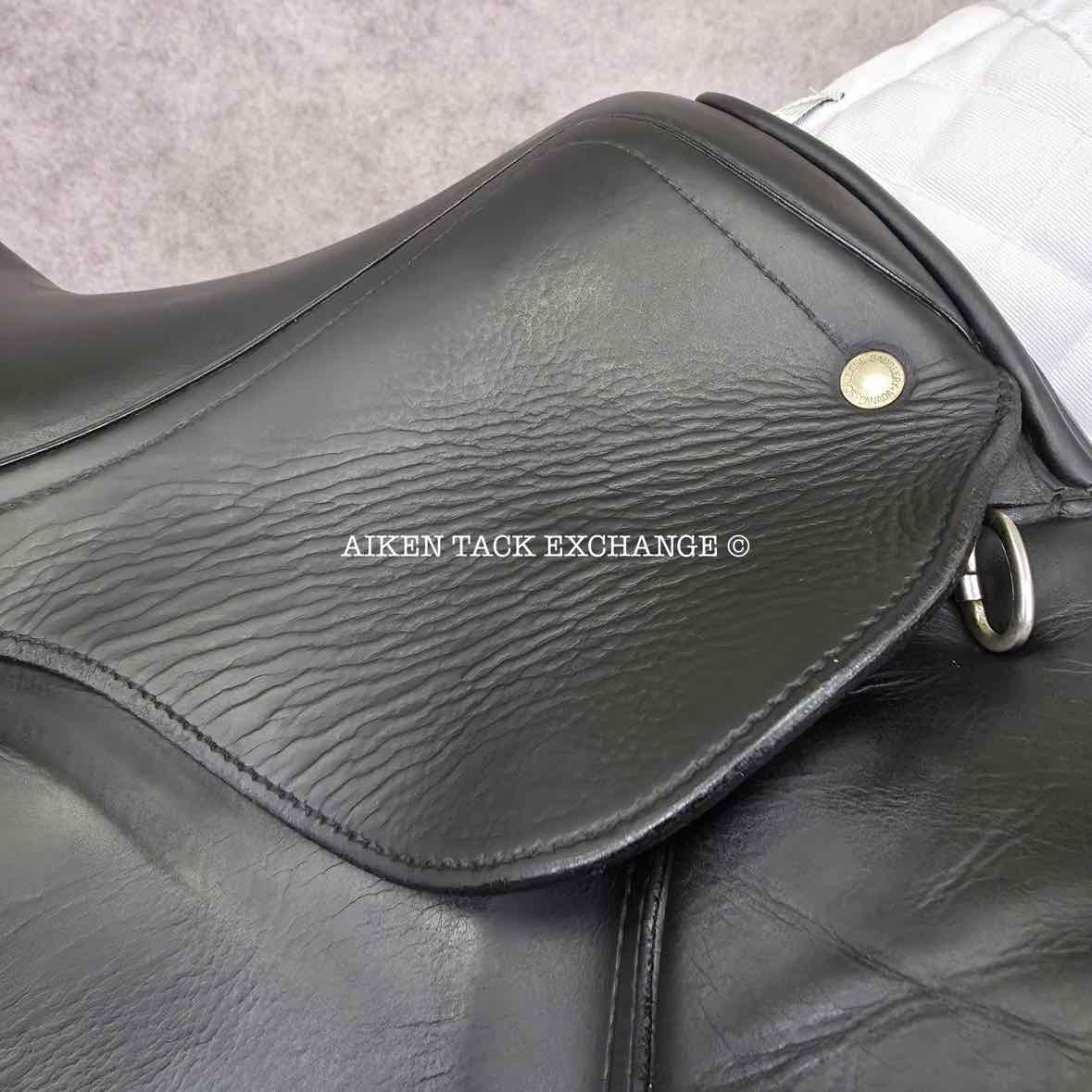 **On Trial** 2013 Schleese Obrigado Dressage Saddle, 17.5" Seat, Adjustable AdapTree, Wool Flocked Panels