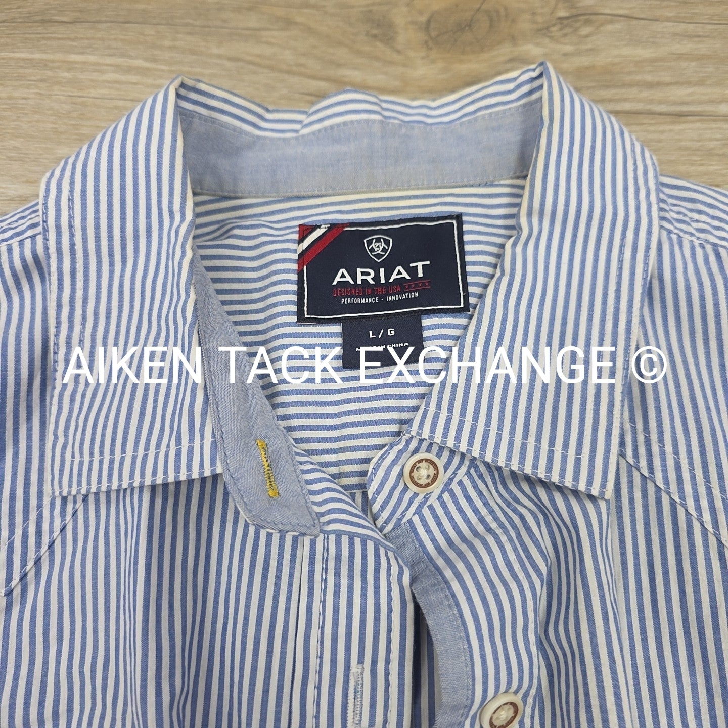 Ariat Long Sleeve Show Shirt, Womens' Large (has blemishes)