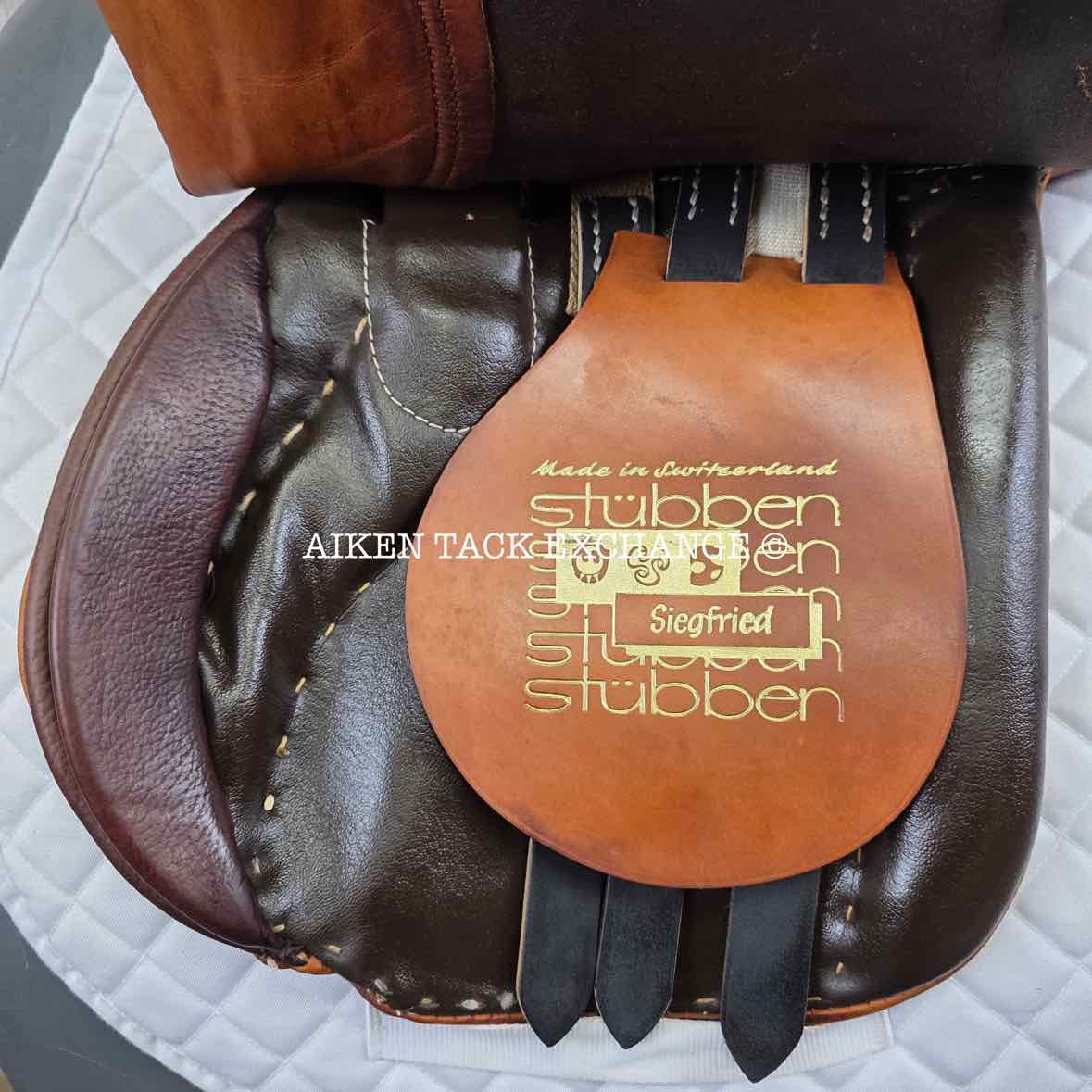 Stubben Siegfried Saddle, 17" Seat, 32cm Tree - Wide, Wool Flocked Panels