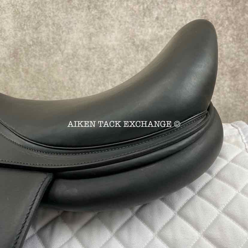 2019 Voltaire Adelaide Monoflap Dressage Saddle, 18" Seat, 2A Flap, Medium Wide/Wide Tree, PRO Panels, Full Buffalo Leather