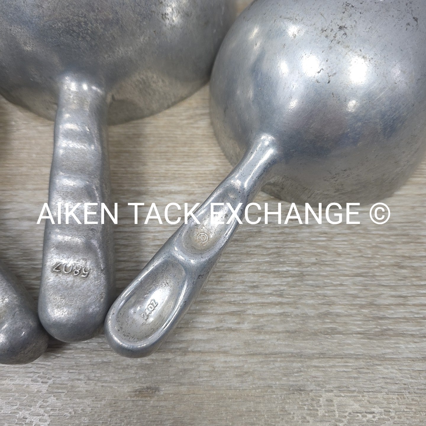 BARGAIN BUNDLE: 3 Metal Feed Scoops