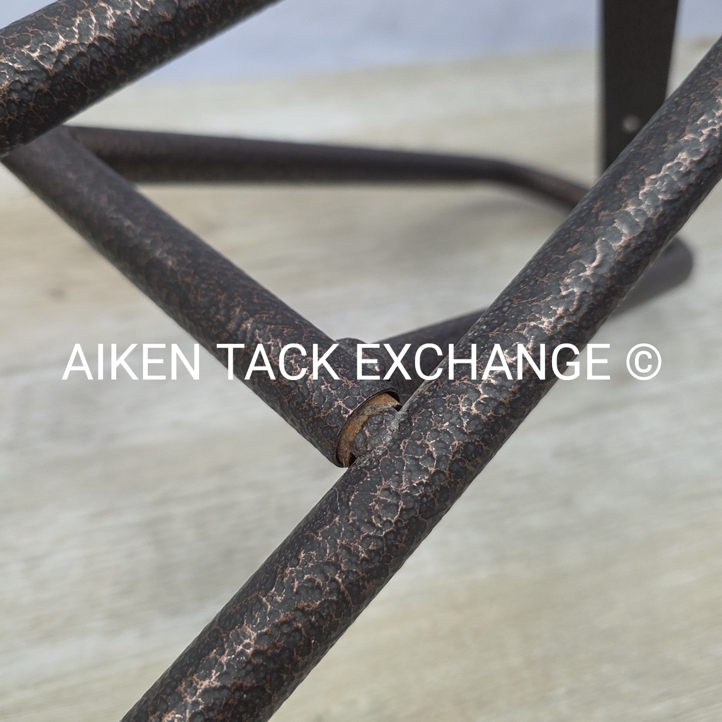 Apple Picker Fold Down Saddle Rack