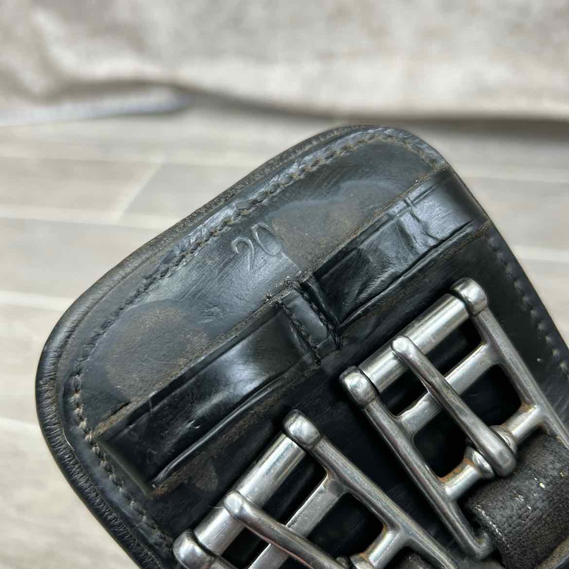 Total Saddle Fit Shoulder Relief Girth, Black, 20"