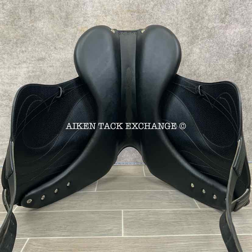 **SOLD** 2014 Antares Cadence Monoflap Dressage Saddle, 17.5" Seat, 1N Flap - Short, Medium Wide Tree, Foam Panels, Buffalo Leather