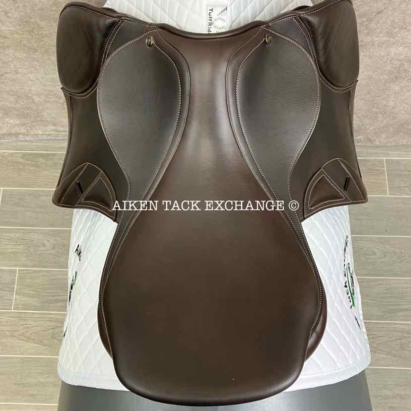 2021 Ovation San Diego Close Contact Jump Saddle, 18" Seat, Adjustable Tree - XCH Changeable Gullet, Foam Panels