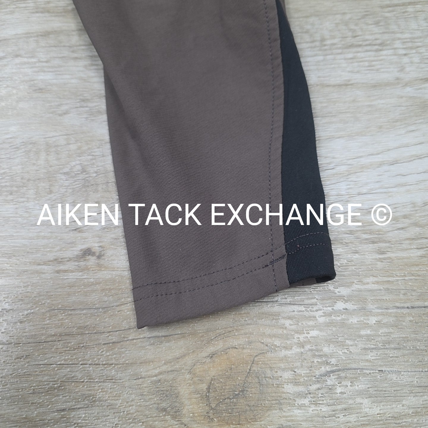 Kerrits Cross Over Knee Patch Breeches, Size Medium