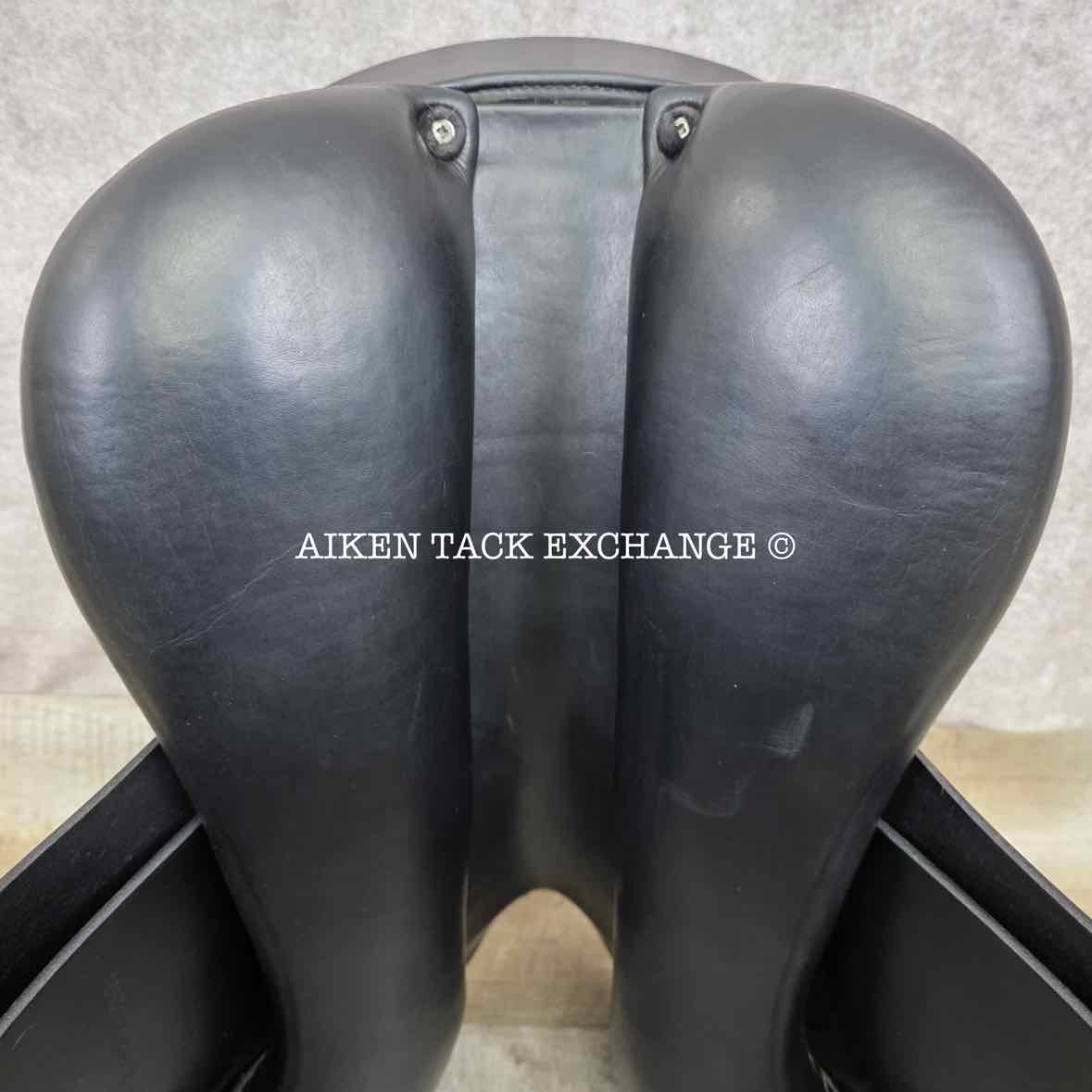 2008 Amerigo Vega Dressage Saddle, 18" Seat, M/MW Tree, Wool Flocked Panels