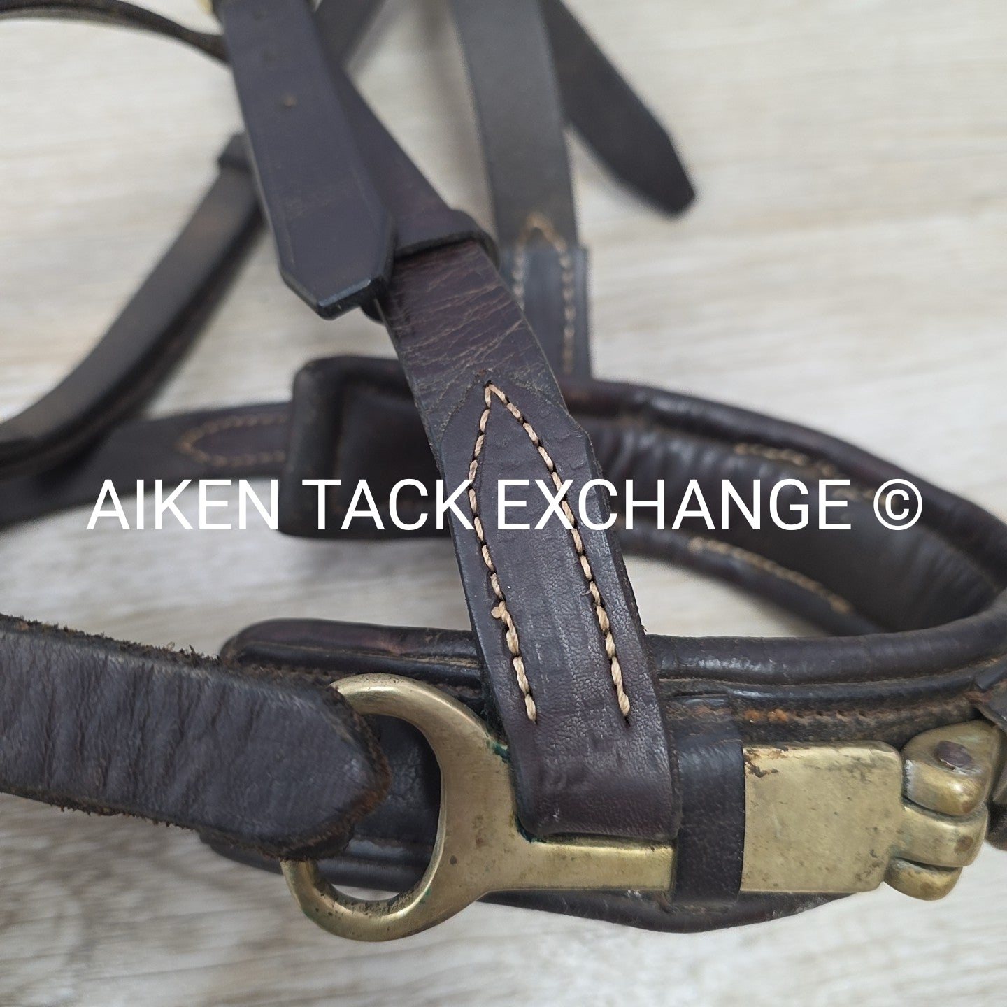 Leather Lunge Cavesson (Leather has Cracking)
