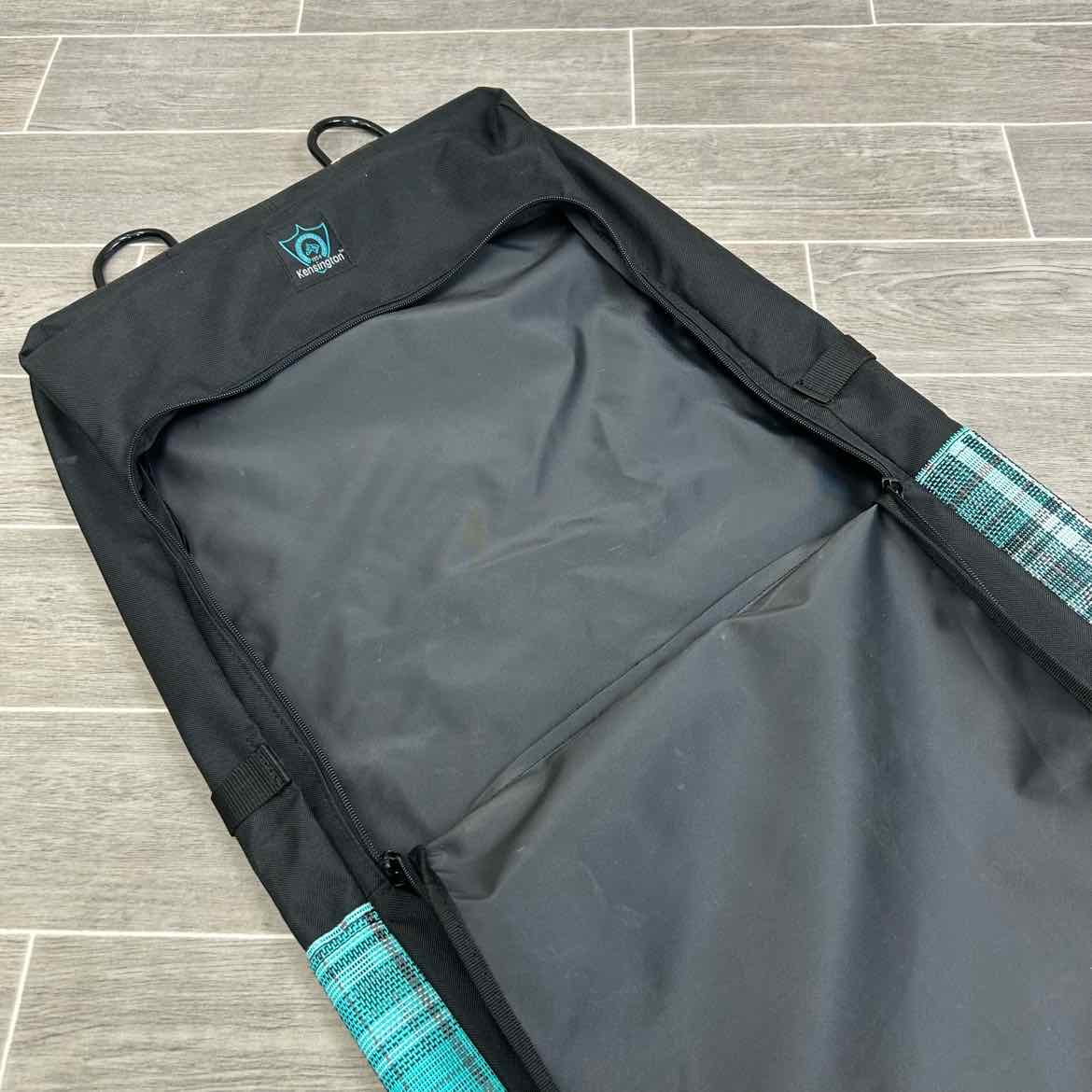 Kensington Halter & Bridle Storage Bag with Hooks