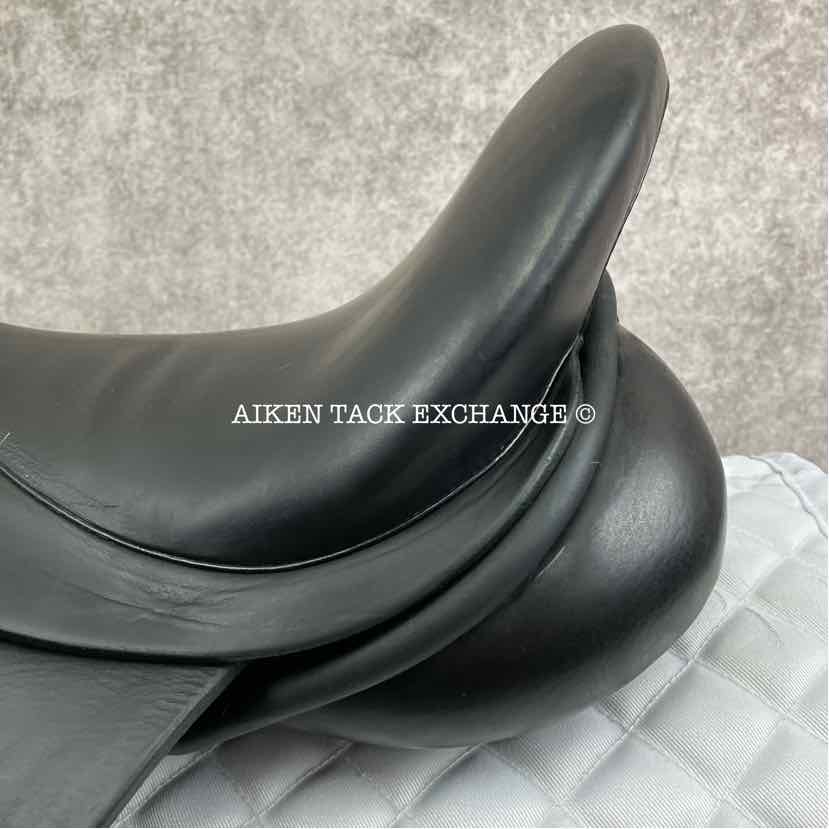 **SOLD** 2007 Lovatt & Ricketts Berkeley Dressage Saddle, 17" Seat, Short Flap, Wide Tree, Wool Flocked Panels