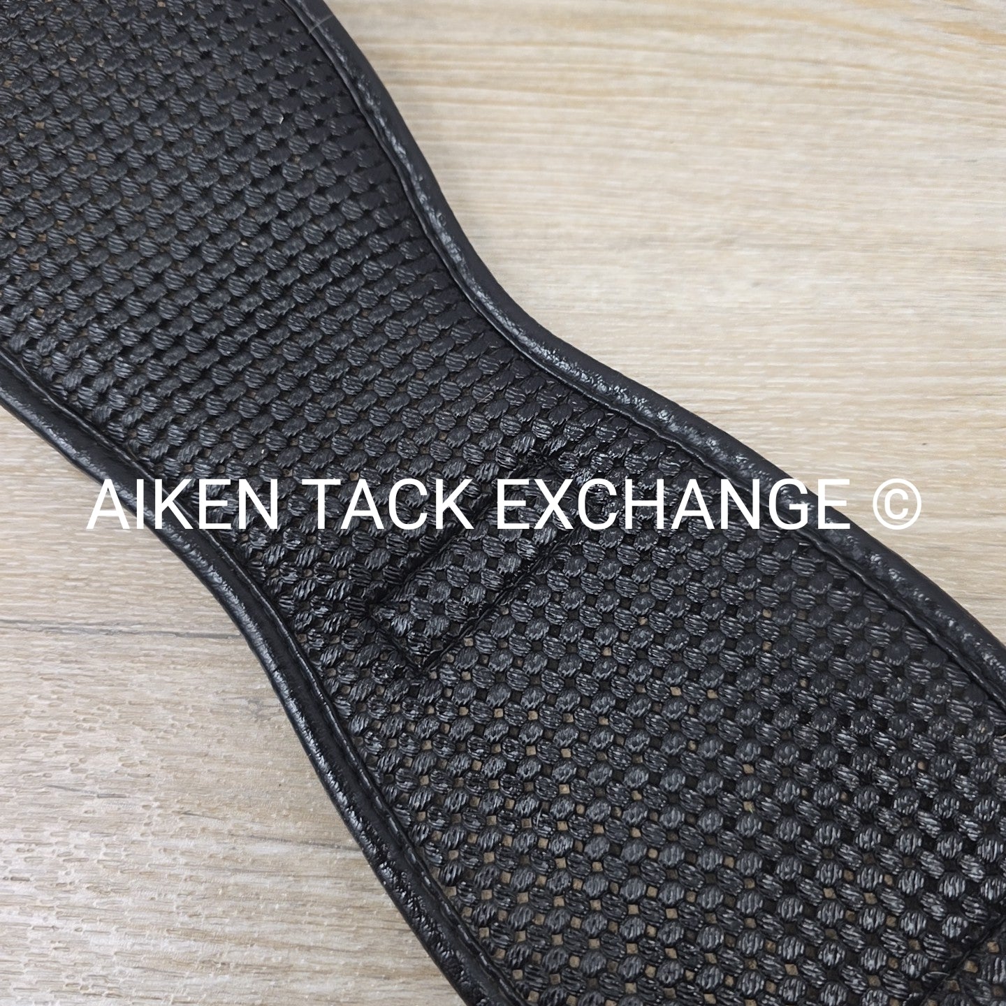 HFT Synthetic Dressage Girth, Black, 20"