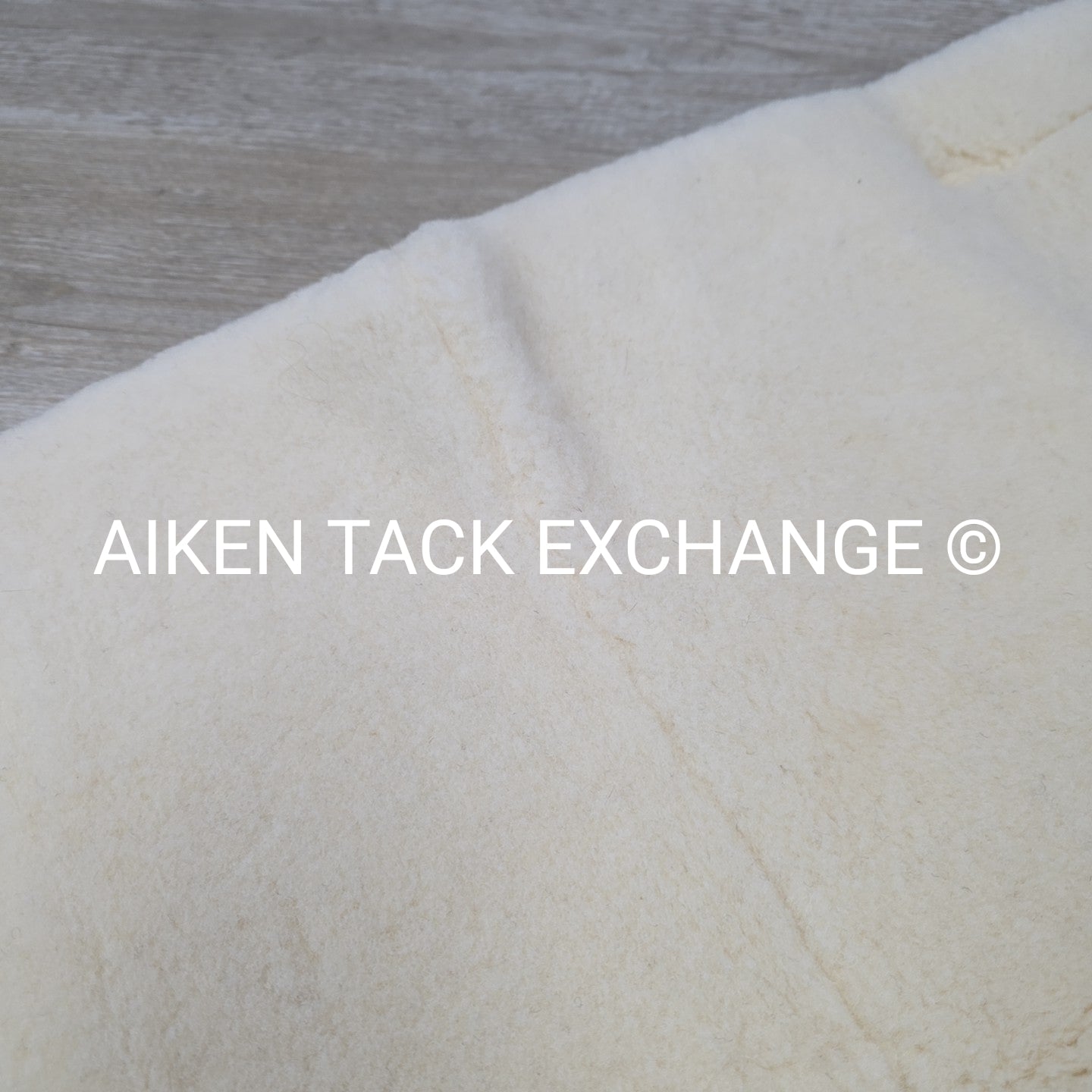 Toklat WoolBack Contour Dressage Saddle Pad