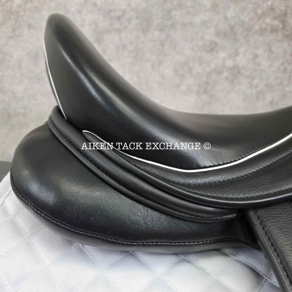 English Dressage Saddle, 17" Seat, Short Flap, Wide Tree, Wool Flocked Panels