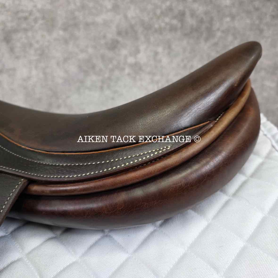 2003 Butet L-Seat (Semi Deep) Close Contact Jump Saddle, 17" Seat, 1 Flap, Medium Tree, Foam Panels