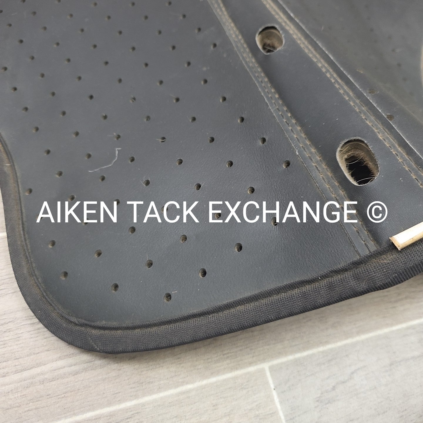 Tucker by Cavallo Saddle Pad