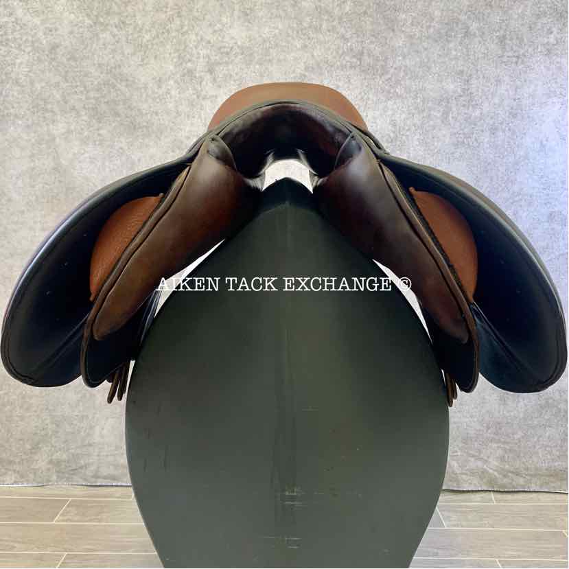 2014 Schleese Jete Close Contact Jump Saddle, 16.5" Seat, Adjustable AdapTree, Wool Flocked Panels