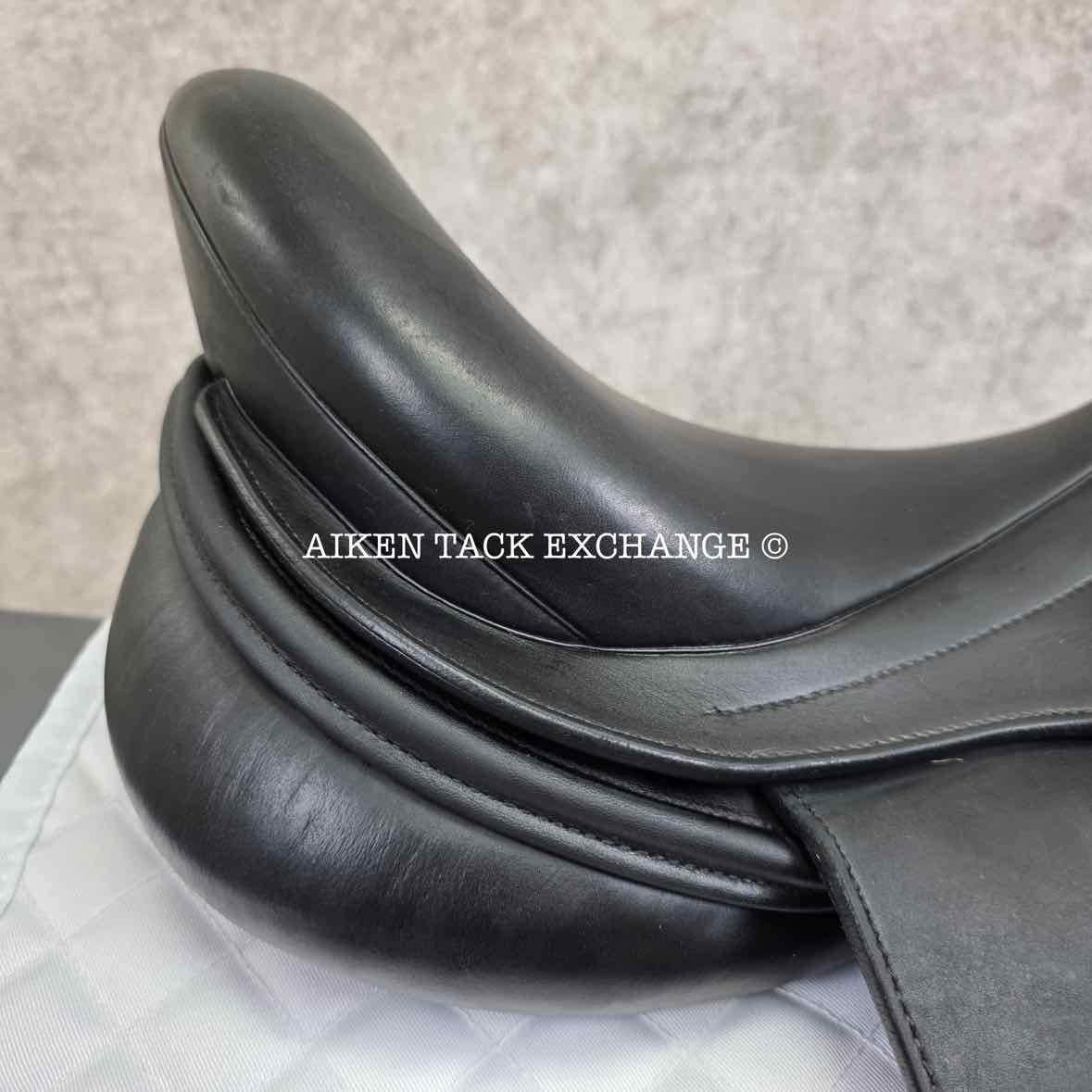 2017 Erreplus Freestyle Monoflap Dressage Saddle, 17" Seat, Adjustable Tree, Wool Flocked Panels