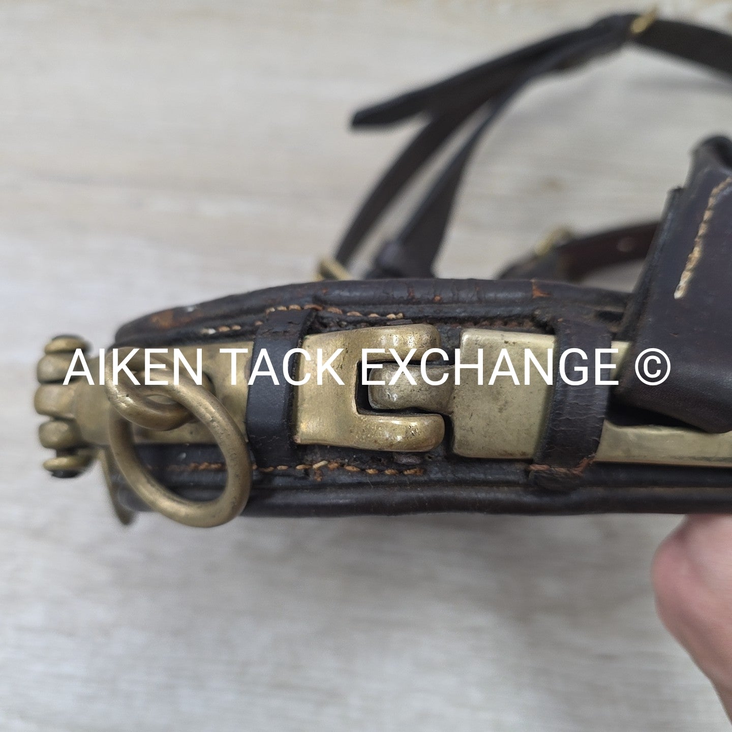 Leather Lunge Cavesson (Leather has Cracking)