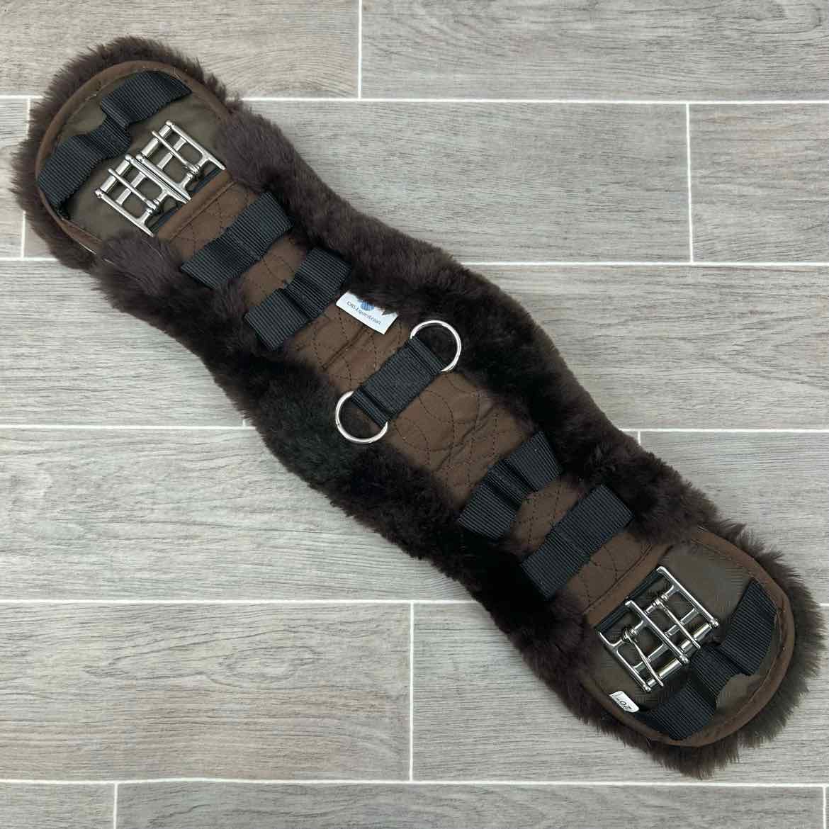 CAS Equestrian Sheepskin Girth, Brown, 20"