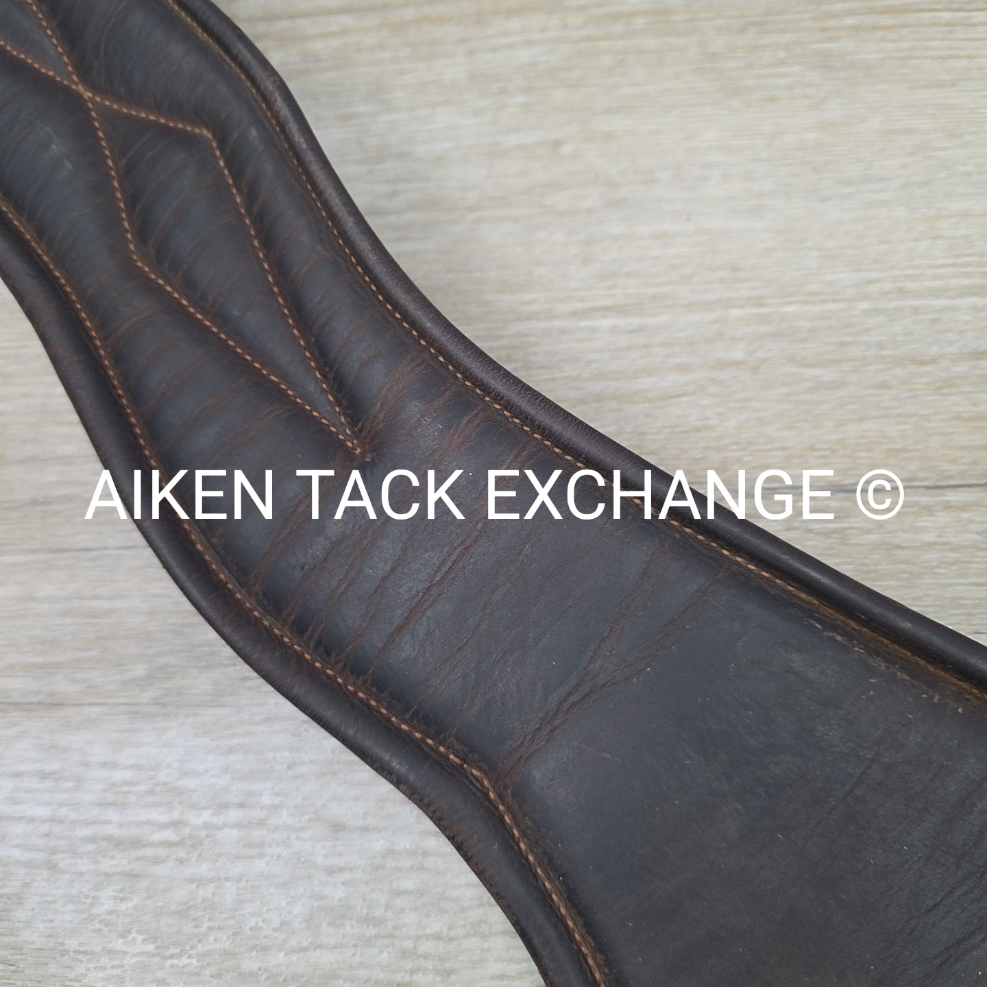 CWD Anatomic Shoulder Relief Jumping Girth, Brown, 54"