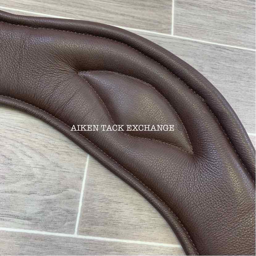 KL Select Red Barn Balance Anatomic Shoulder Relief Dressage Girth, Brown, 28"